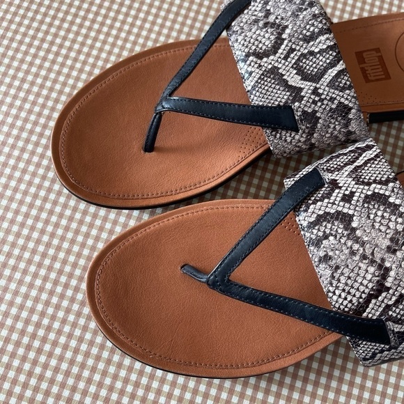 FitFlop Women's Delta Toe-Thong Sandals-Leather/Snake-Print. Size 11. EUC - Picture 3 of 14
